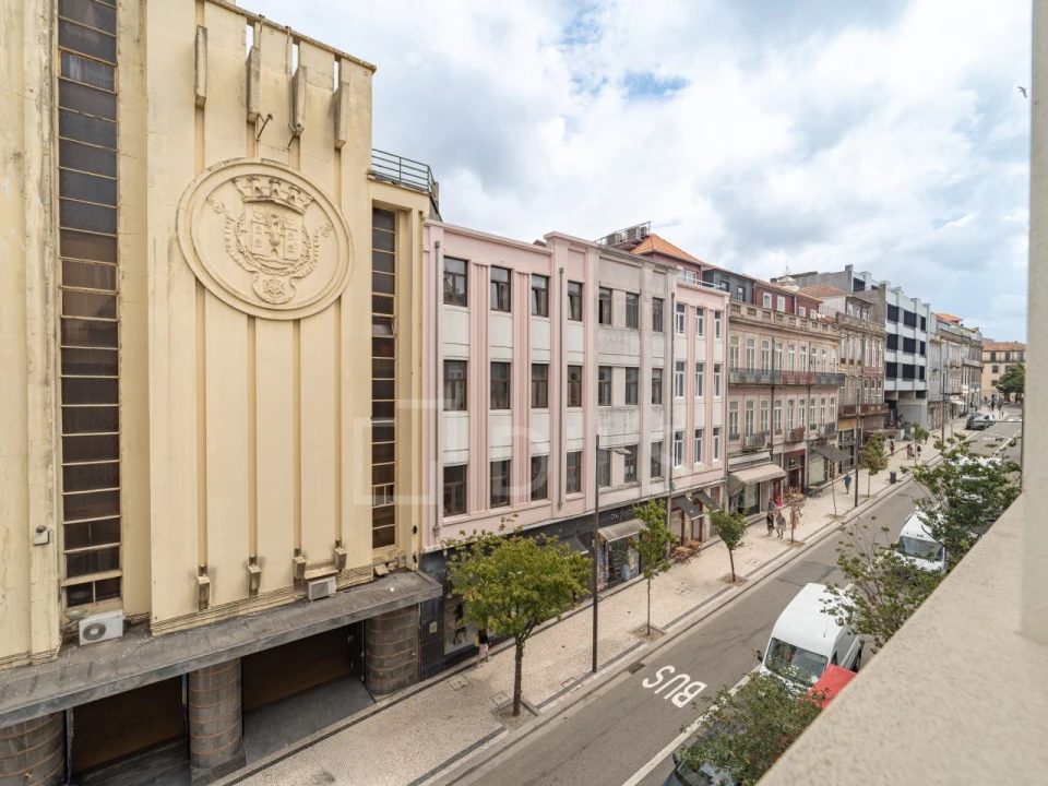 Apartamento T2 para Venda em Cedofeita, Santo Ildefonso, Sé, Miragaia, São Nicolau e Vitória Foto 3