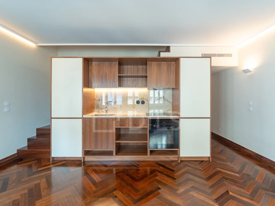 Apartamento T2 para Venda em Cedofeita, Santo Ildefonso, Sé, Miragaia, São Nicolau e Vitória Foto 5