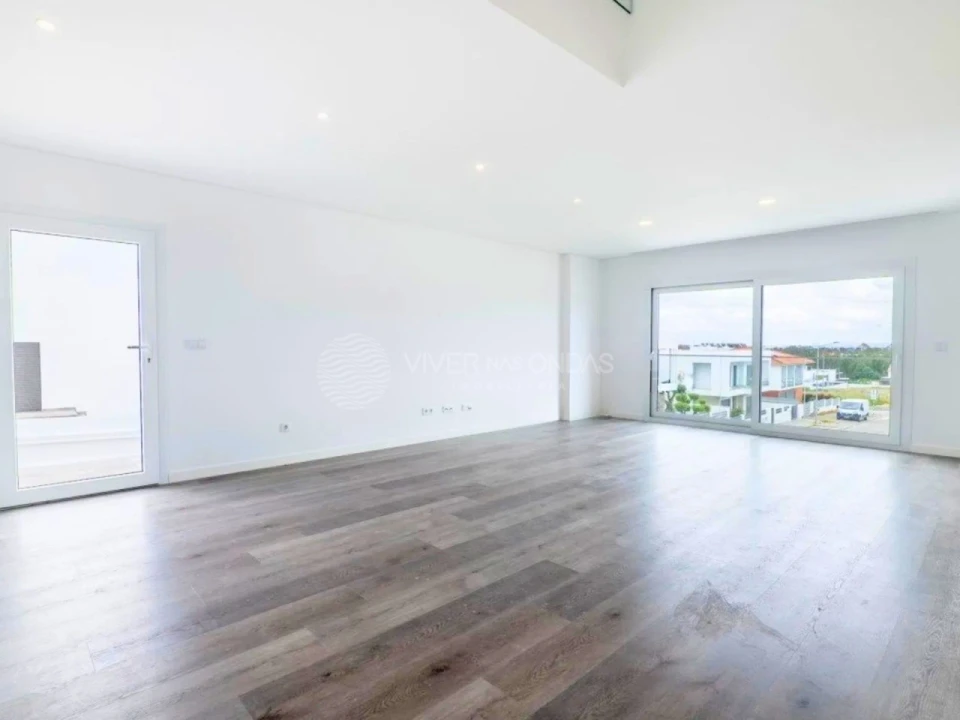 Apartamento T3 para Venda em Corroios Foto 5