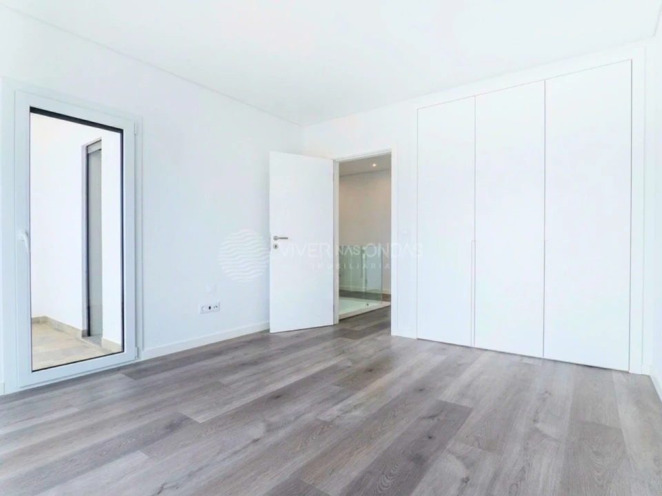 Apartamento T3 para Venda em Corroios Foto 8