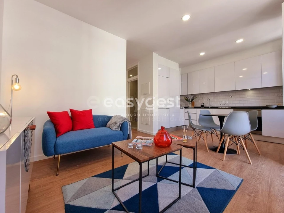Apartamento T2 para Venda em São Vicente Foto 1
