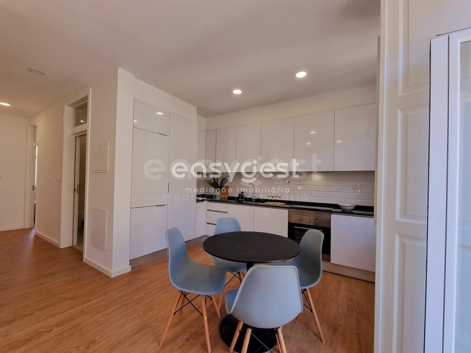 Apartamento T2 para Venda em São Vicente Foto 8