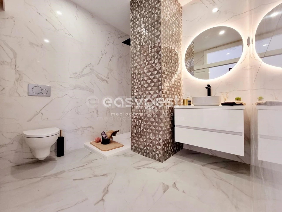 Apartamento T2 para Venda em São Vicente Foto 9