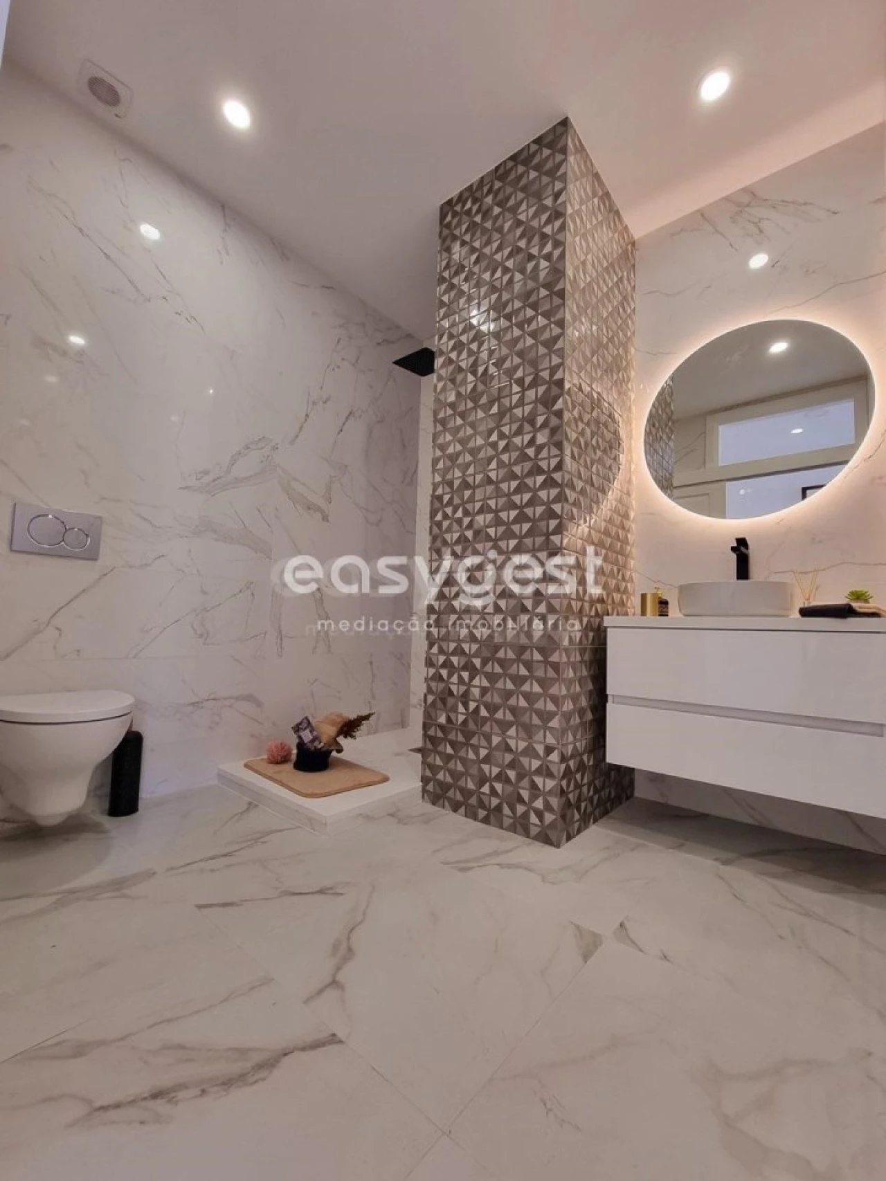 Apartamento T2 para Venda em São Vicente Foto 10