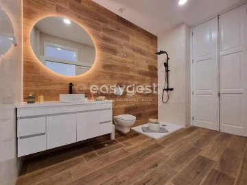 Apartamento para Venda em São Vicente