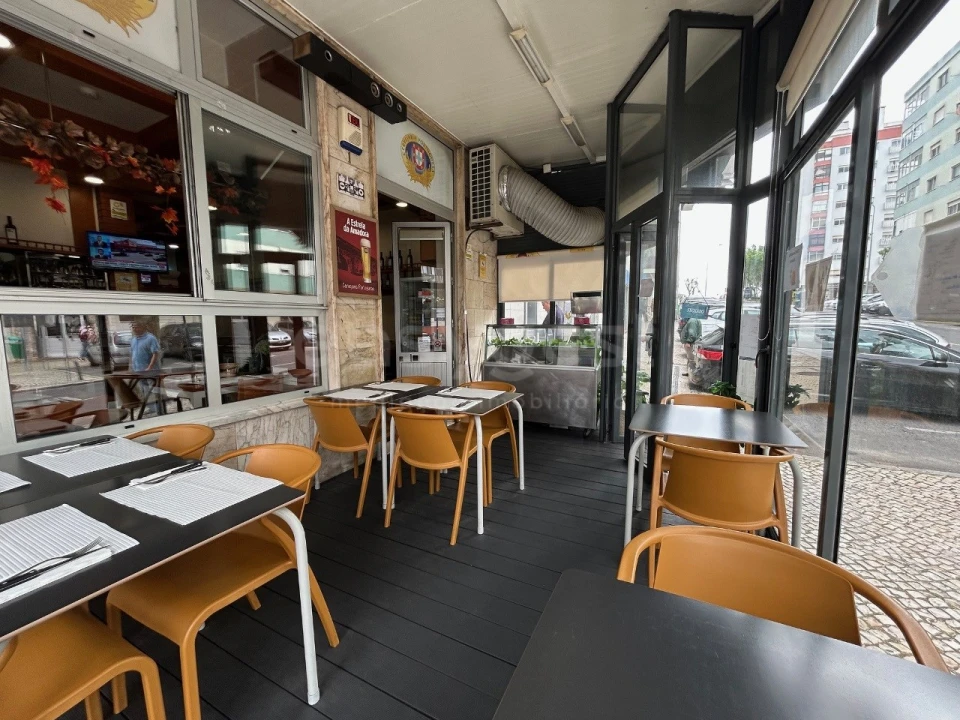 Negócio para Venda em Mina de Água Foto 17