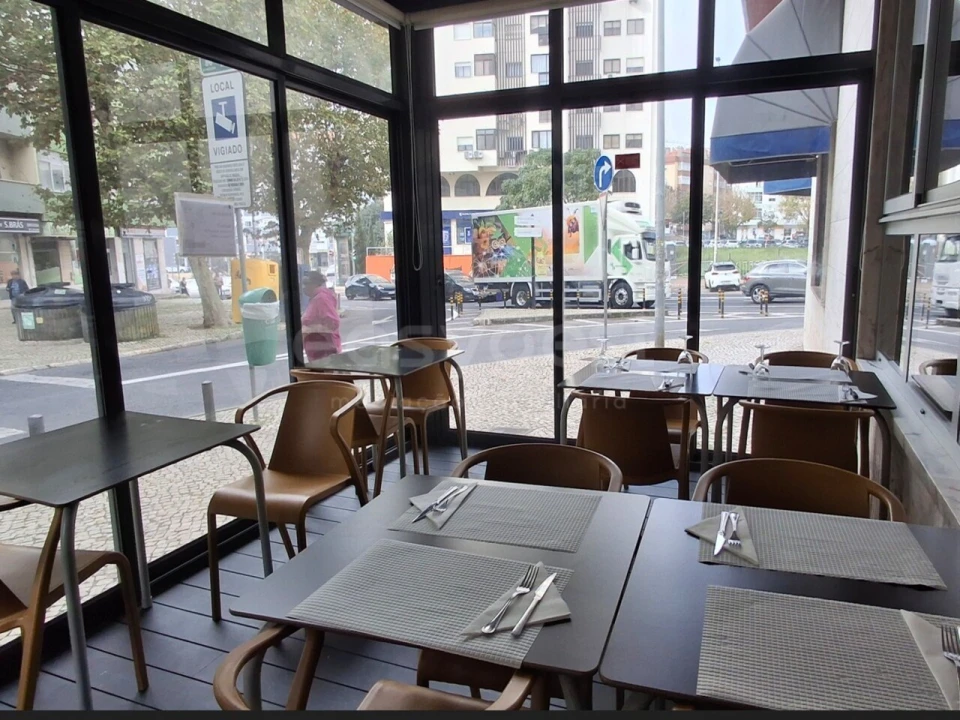 Negócio para Venda em Mina de Água Foto 18