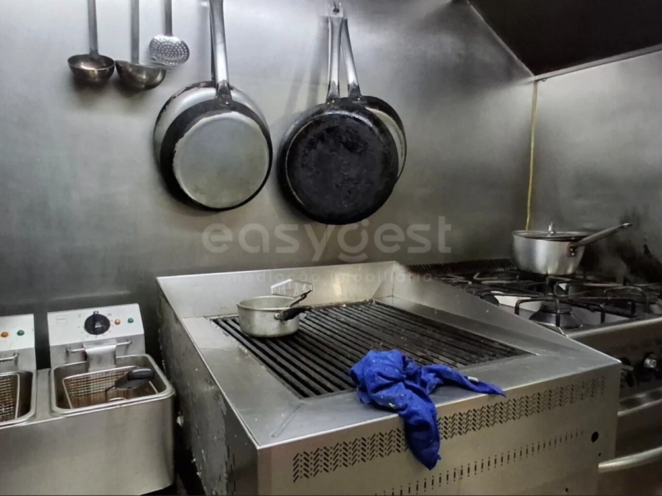 Negócio para Venda em Mina de Água Foto 24