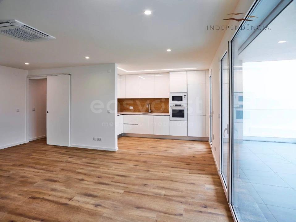 Apartamento T2 para Venda em Nazare Foto 2