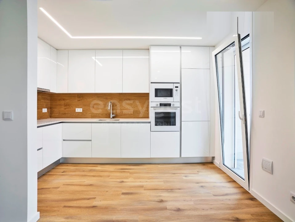 Apartamento T2 para Venda em Nazare Foto 3