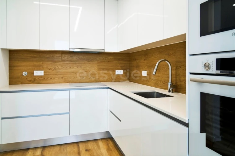 Apartamento T2 para Venda em Nazare Foto 4