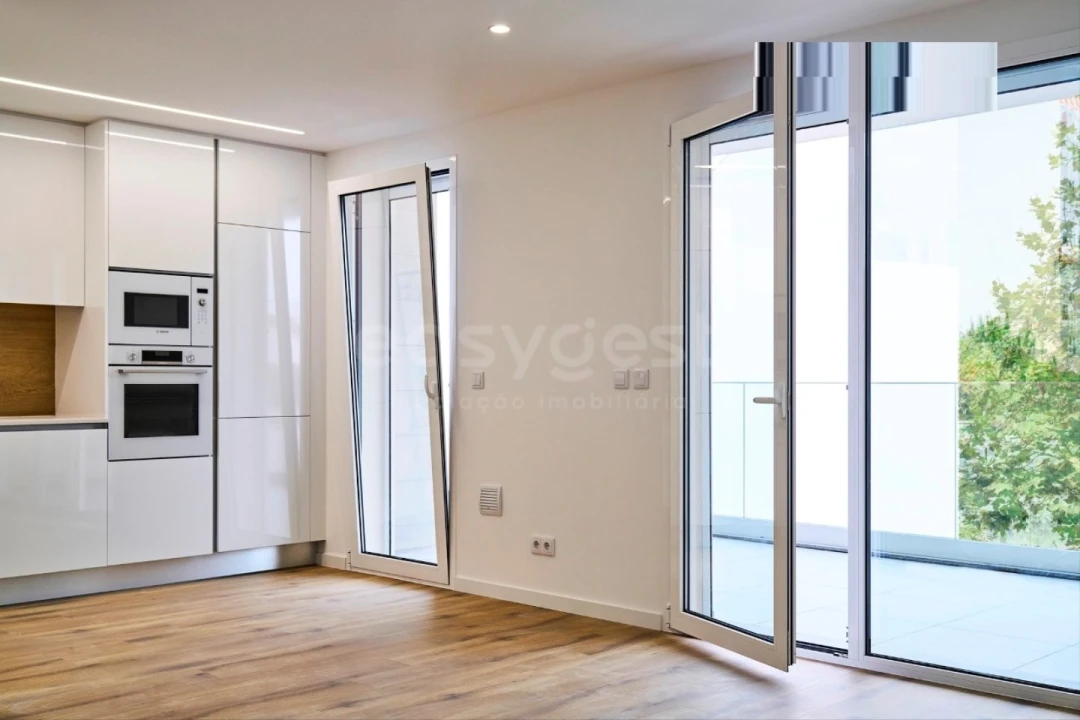 Apartamento T2 para Venda em Nazare Foto 9