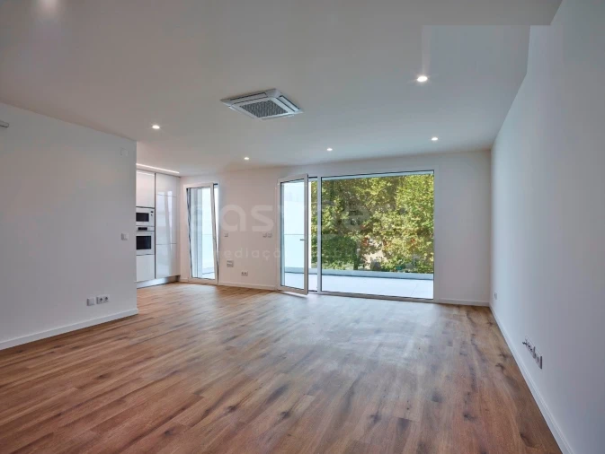 Apartamento T2 para Venda em Nazare Foto 2