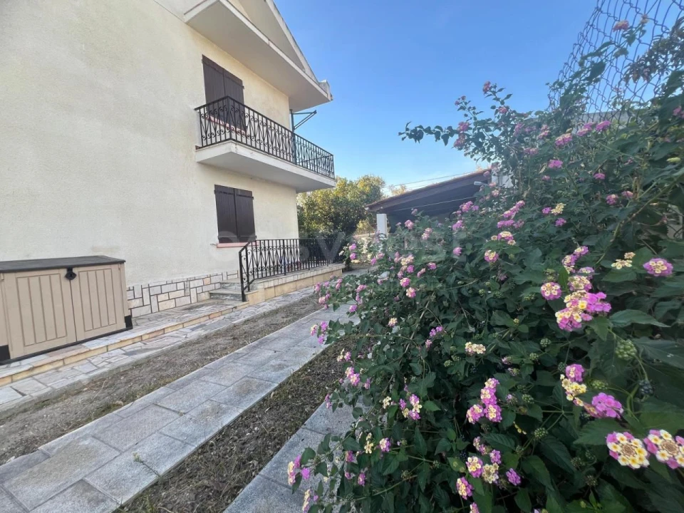 Quinta T3 para Venda em Moita Foto 5