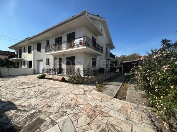 Quinta T3 para Venda em Moita Foto 2