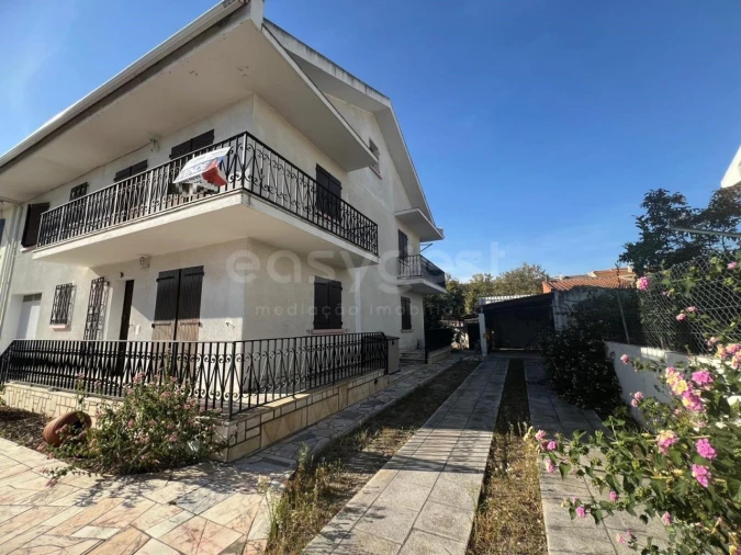 Quinta T3 para Venda em Moita Foto 13