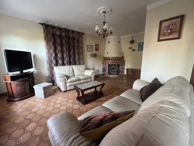 Quinta T3 para Venda em Moita Foto 28