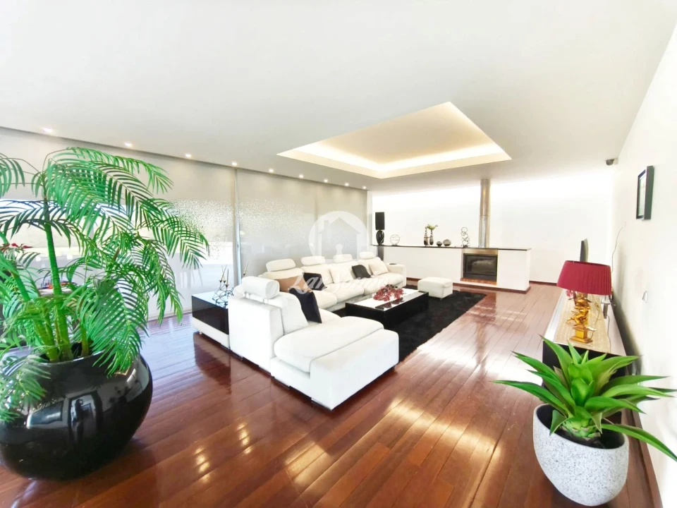 Moradia T5 para Venda em Apúlia e Fão Foto 2