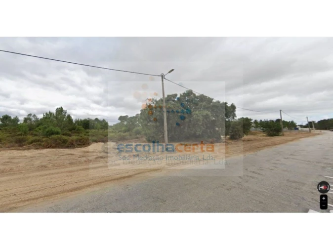 Terreno para Venda em Quinta do Anjo Foto 2