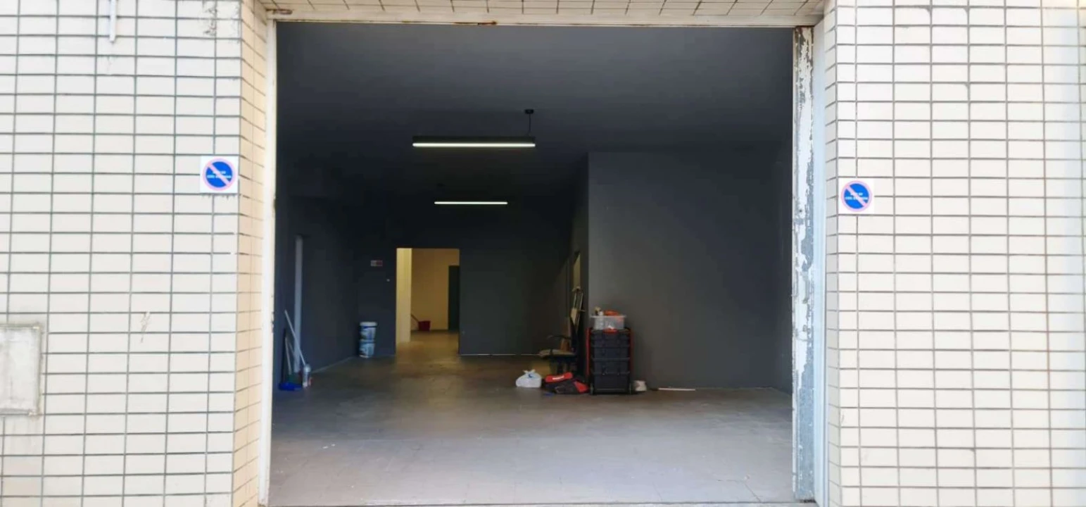 Loja para Venda em Lomar e Arcos Foto 23