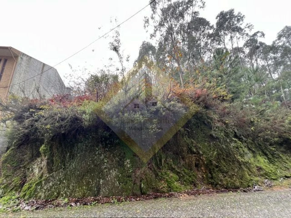 Terreno para Venda em Pedroso e Seixezelo Foto 2