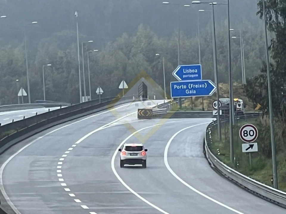 Terreno para Venda em Pedroso e Seixezelo Foto 4