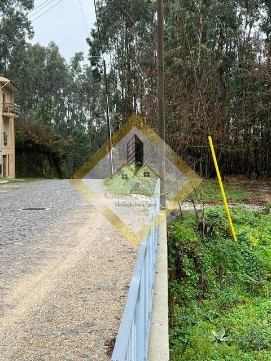 Terreno para Venda em Pedroso e Seixezelo Foto 9