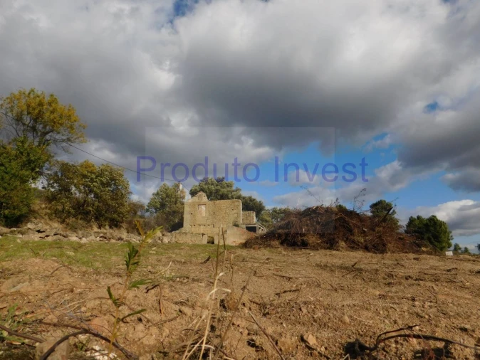 Moradia T2 para Venda em Alpedrinha Foto 7