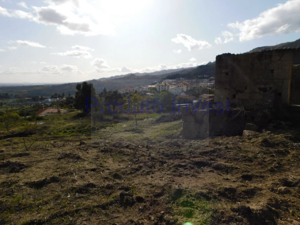 Moradia T2 para Venda em Alpedrinha Foto 17