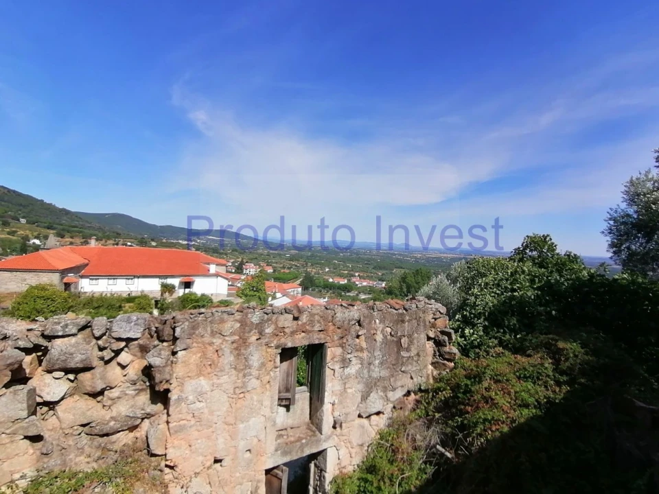 Moradia T2 para Venda em Alpedrinha Foto 3