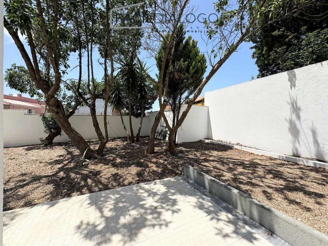 Moradia T4 para Venda em Sesimbra (Castelo) Foto 37