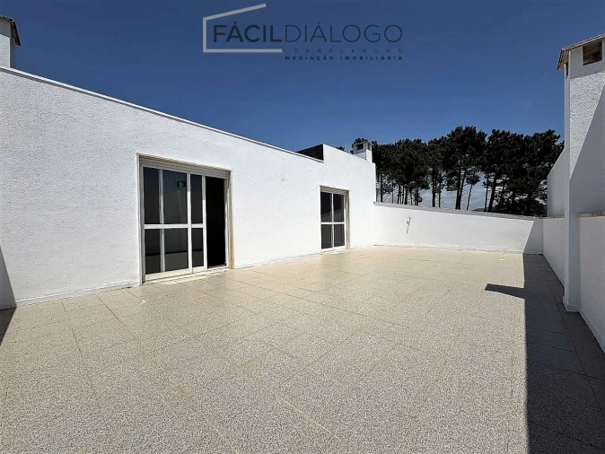 Moradia T4 para Venda em Sesimbra (Castelo) Foto 28