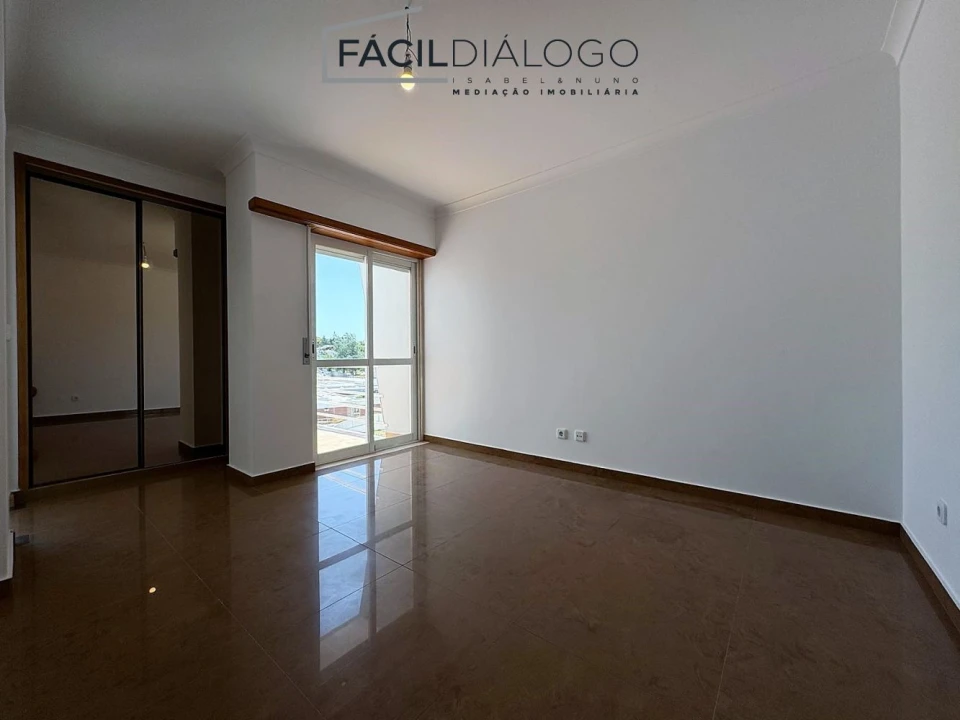 Moradia T4 para Venda em Sesimbra (Castelo) Foto 26