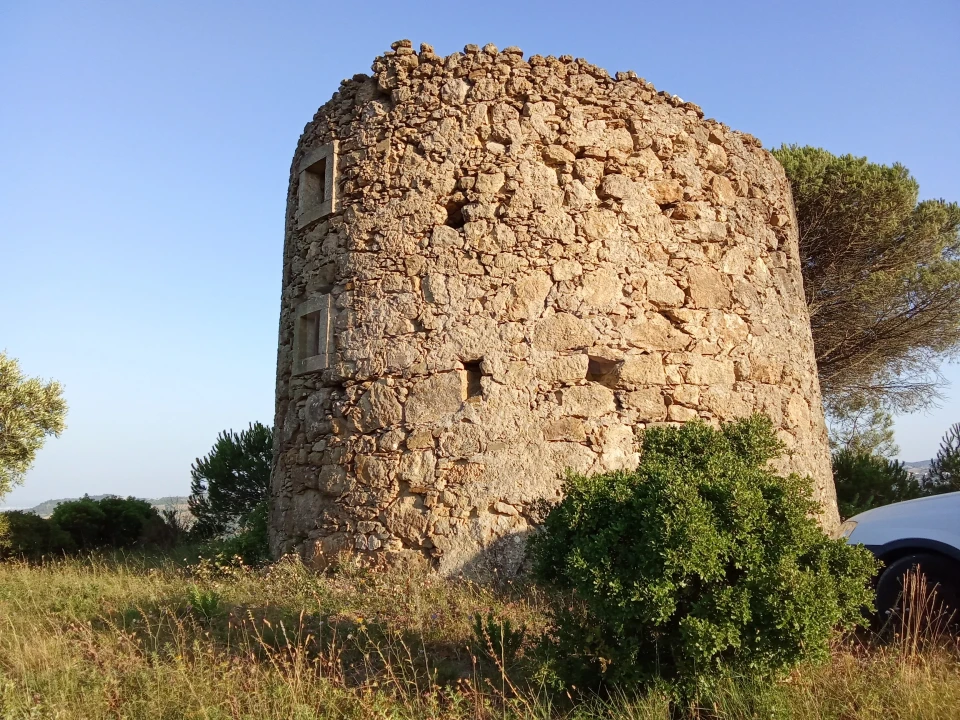Prédio para Venda em Carregado e Cadafais Foto 8