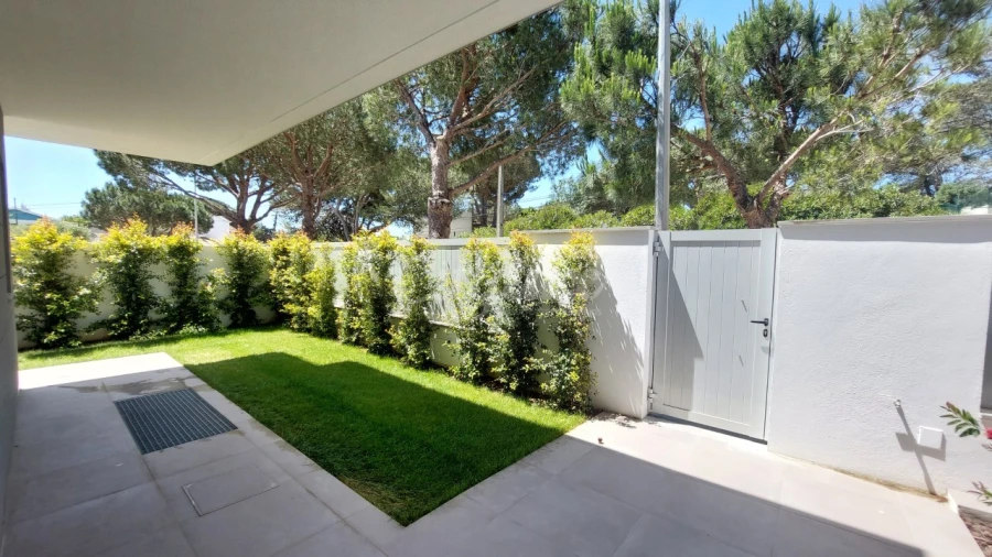 Moradia T4 para Venda em Alcabideche Foto 47