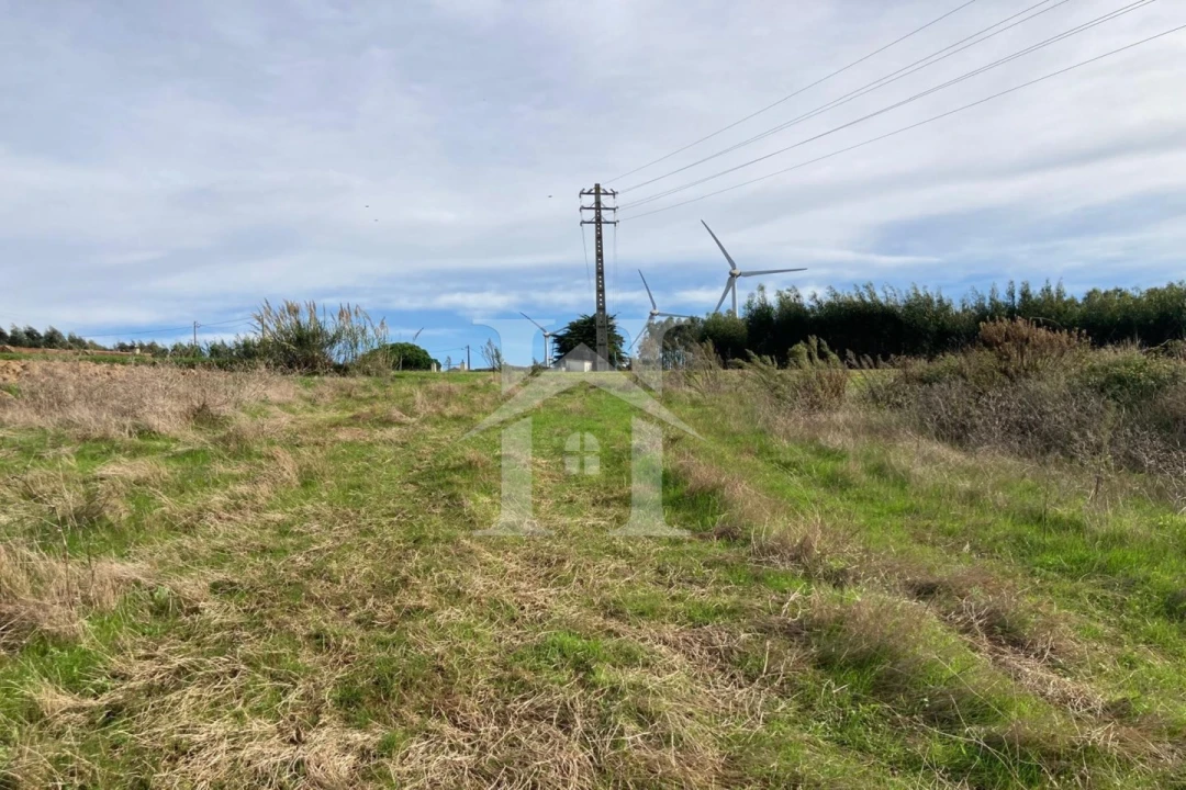 Terreno para Venda em São Bartolomeu dos Galegos e Moledo Foto 17