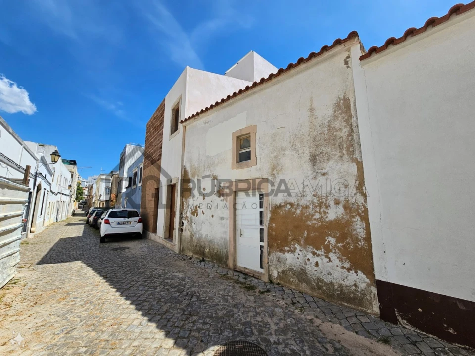 Moradia T1 para Venda em Loule (São Sebastião) Foto 3