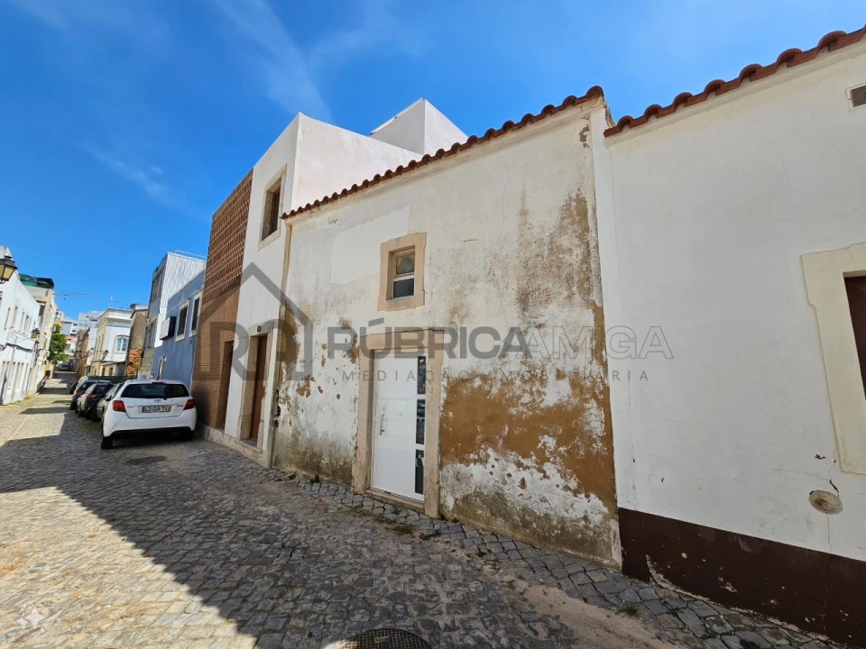 Moradia T1 para Venda em Loule (São Sebastião) Foto 4