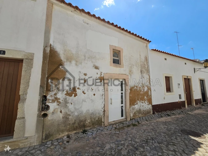 Moradia T1 para Venda em Loule (São Sebastião) Foto 2