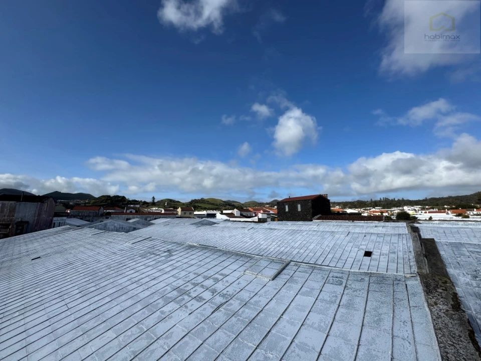 Prédio para Venda em Fajã de Baixo Foto 7