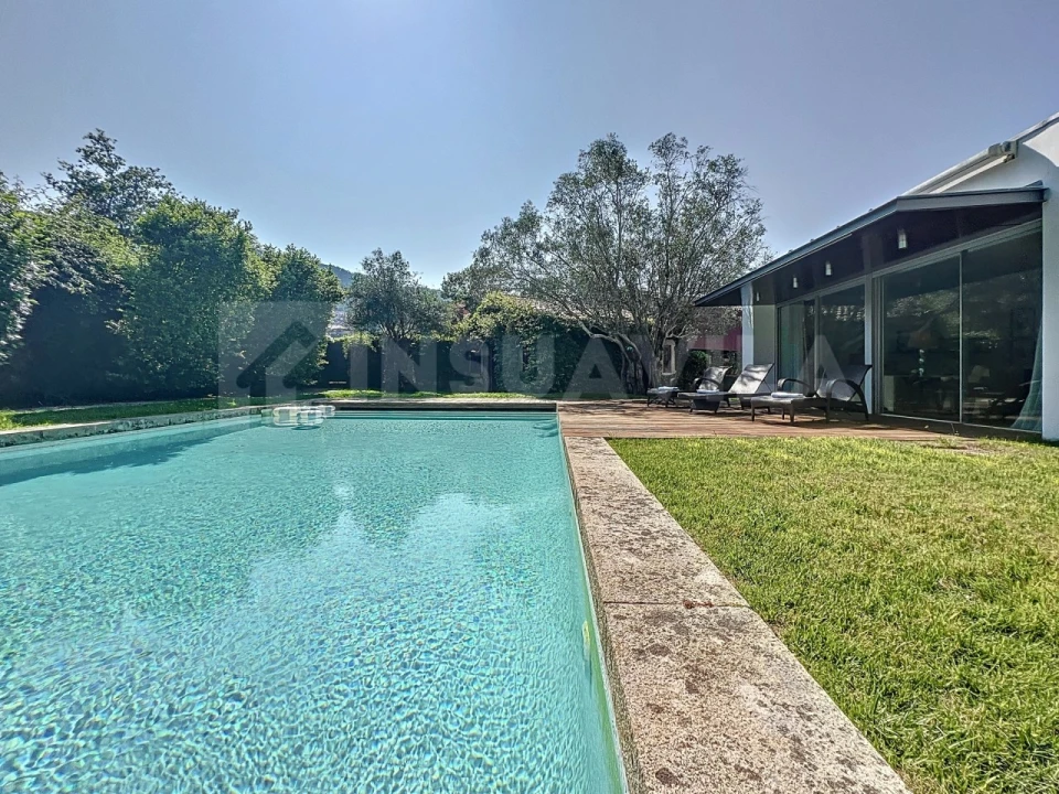 Moradia T6 para Venda em Venade e Azevedo Foto 9