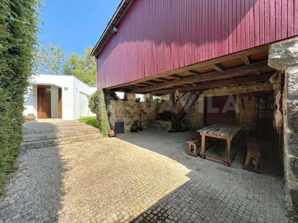 Moradia T6 para Venda em Venade e Azevedo Foto 50