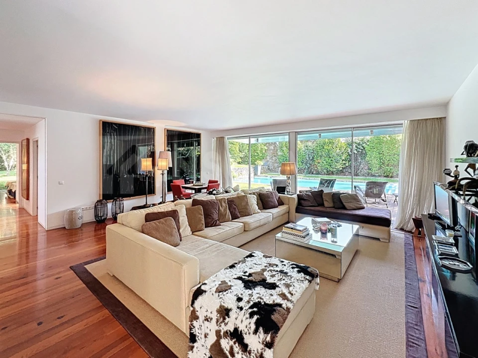 Moradia T6 para Venda em Venade e Azevedo Foto 17