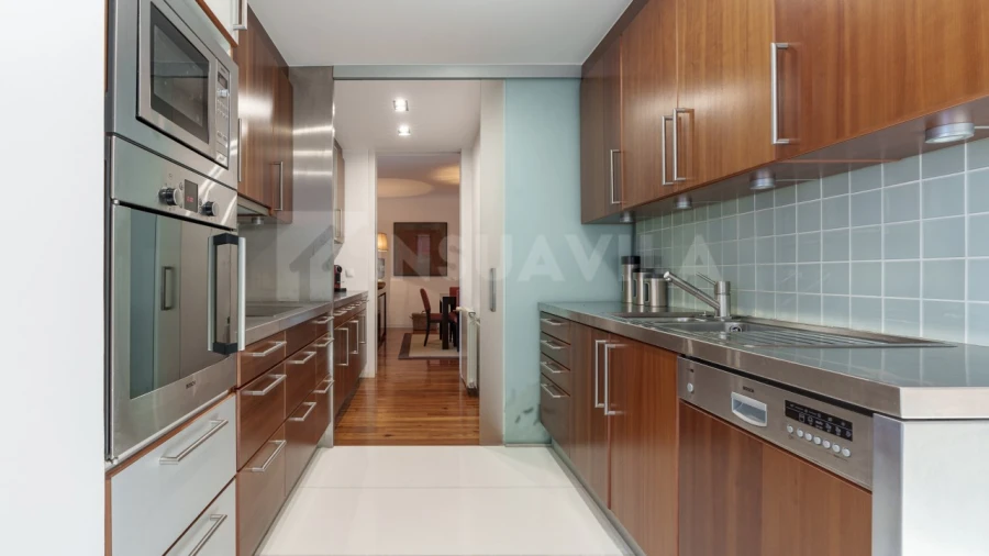 Moradia T6 para Venda em Venade e Azevedo Foto 23