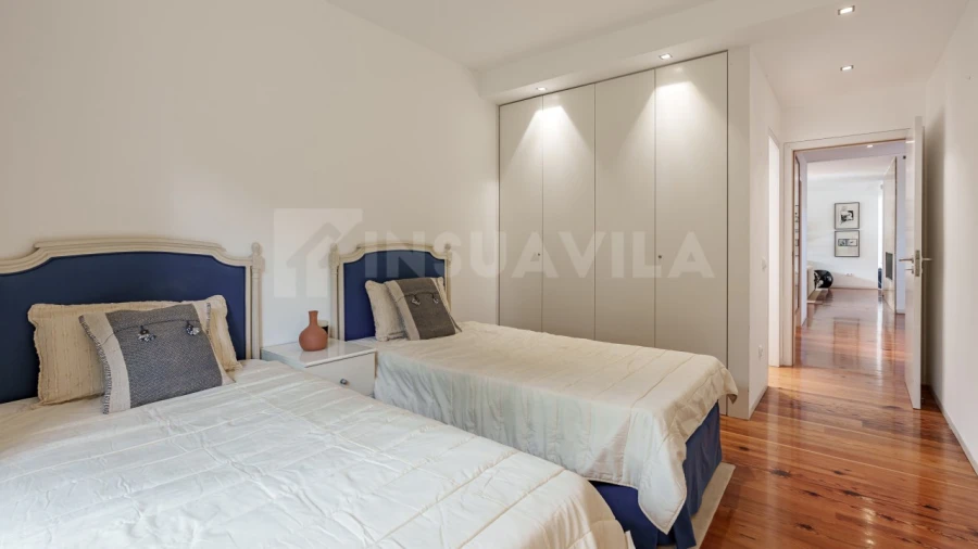 Moradia T6 para Venda em Venade e Azevedo Foto 33