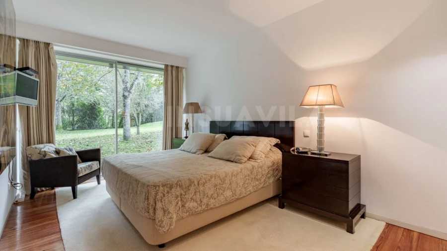 Moradia T6 para Venda em Venade e Azevedo Foto 36