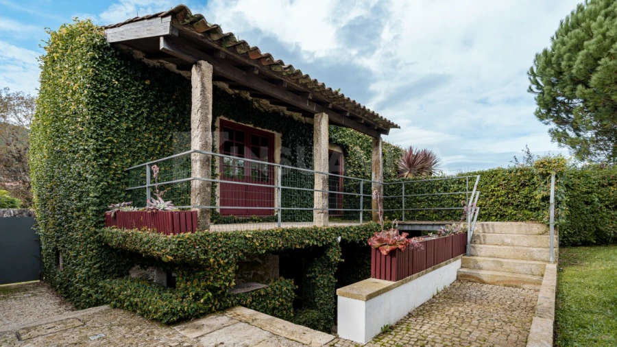 Moradia T6 para Venda em Venade e Azevedo Foto 39