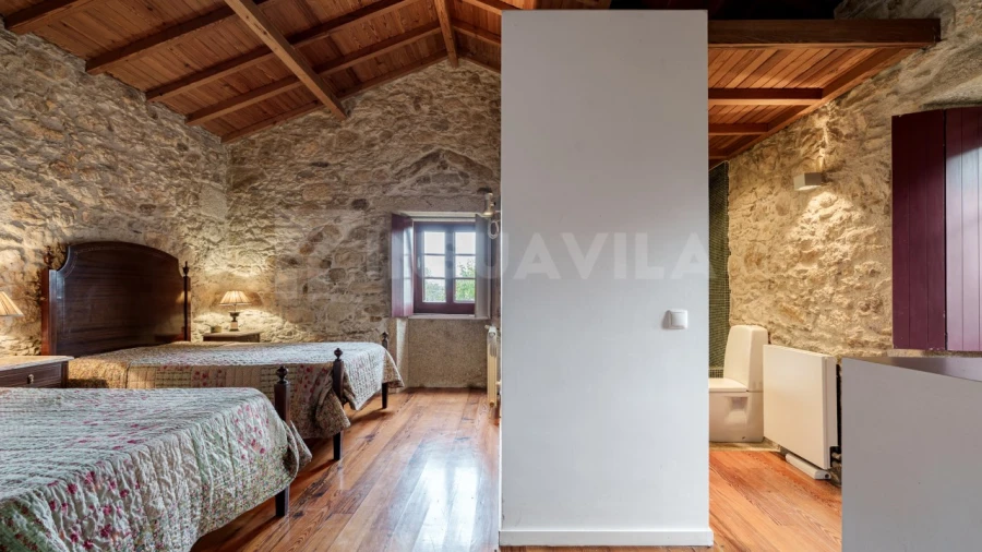 Moradia T6 para Venda em Venade e Azevedo Foto 44