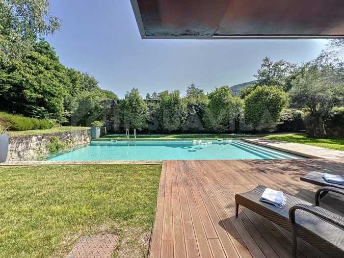 Moradia T6 para Venda em Venade e Azevedo Foto 8