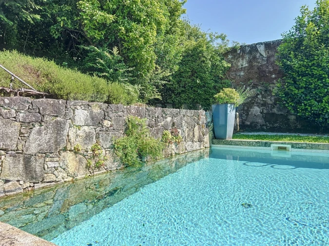 Moradia T6 para Venda em Venade e Azevedo Foto 11